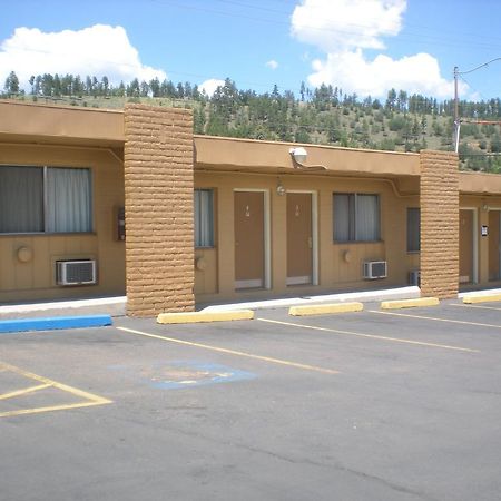 Snow Peak Inn Flagstaff Exterior photo